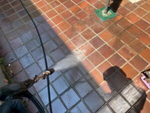 雨漏り修理 外壁 高圧洗浄